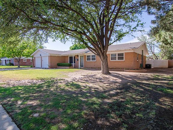3rd image of 3717 Blossom Ln