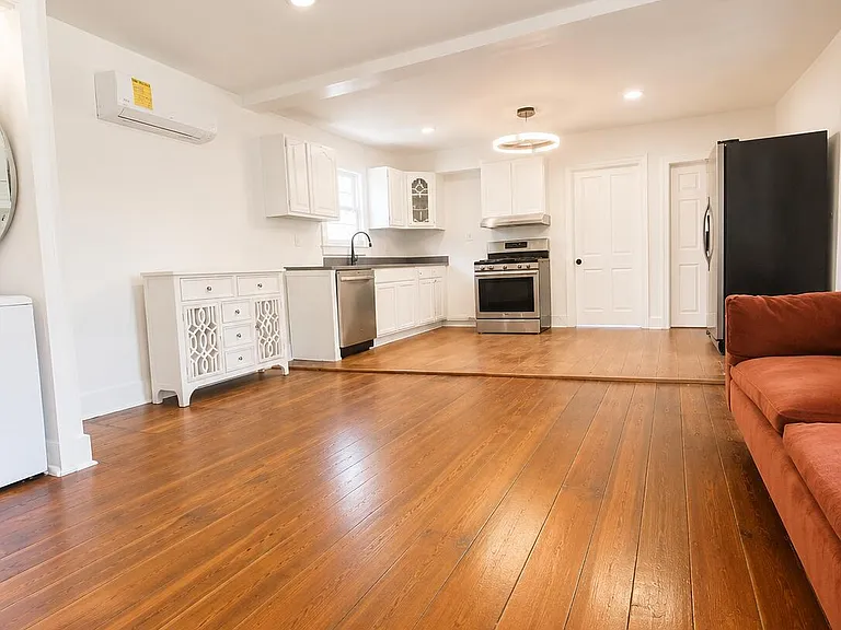 9 John St #B — Photo 16