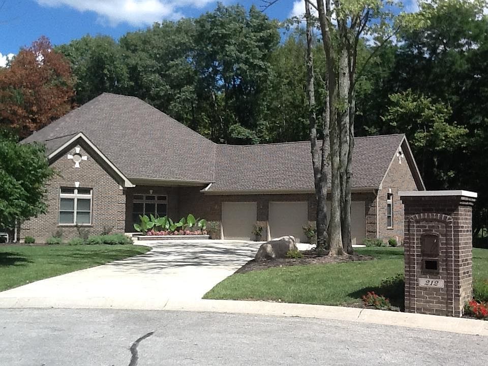 1st image of 212 N Pineridge Ct