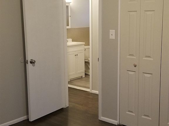 5th image of 24458 Palmetto Dr
