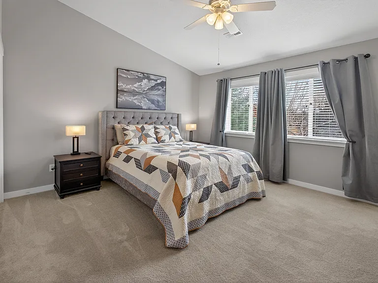 2224 NE Indigo Ln #1 — Photo 18