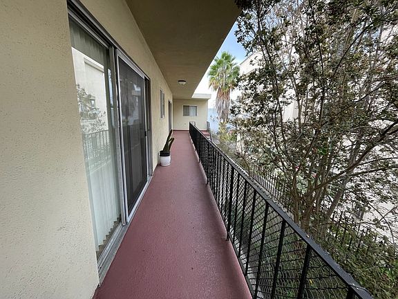 3rd image of 529 N Adams St #12