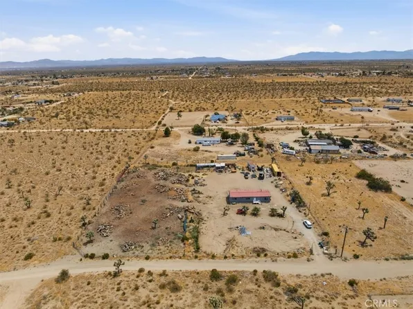 13475 Ailanthus Rd, Phelan, CA 92371