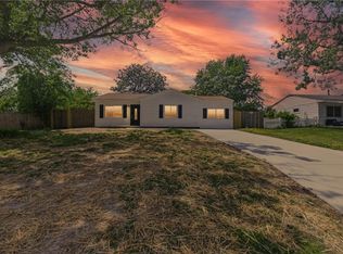 833 Brinson Ln, Virginia Beach, VA 23455