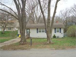 1106 Cordell St, Excelsior Springs, MO 64024