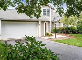 38 Cedarcliff Cir, Asheville, NC 28803