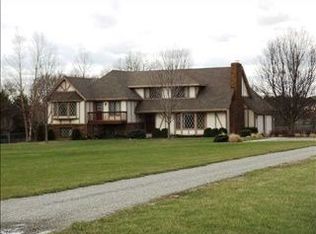 5445 SW Urish Rd, Topeka, KS 66610