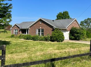 2200 Scotts Ferry Rd, Versailles, KY 40383