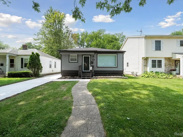 18497 Norborne, Redford, MI 48240