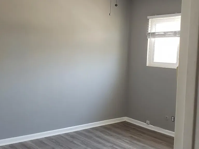 7518 Norton Ave #5 — Photo 9