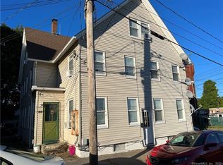 27-29 5th St, Norwich, CT 06360