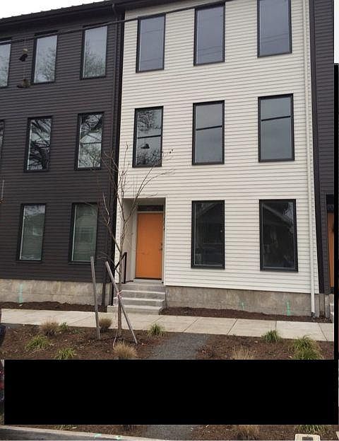 Front view on Claybourne Street