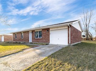 828 Shock Dr, New Lebanon, OH 45345