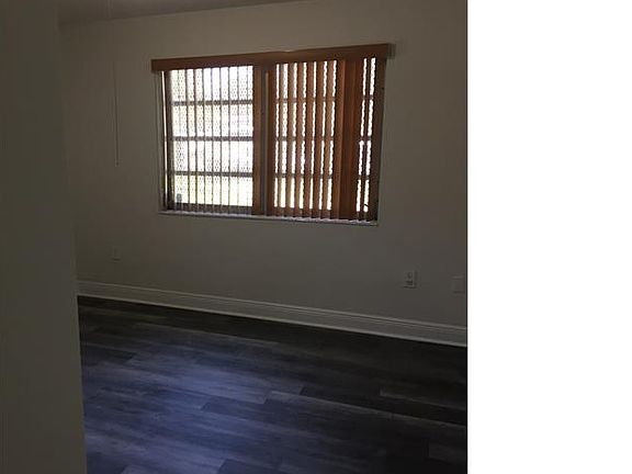 5th image of 13940 Lake Placid Ct