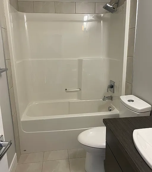 977 Valour Way NW #1A — Photo 9