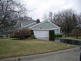2nd image of 2219 Tanglewood Dr