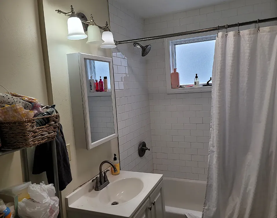 3 bed, 1200 sqft, $3,390 — Photo 2
