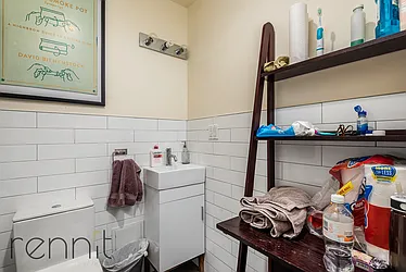 Rented by Rennit Inc.