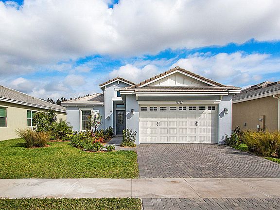 2nd image of 16121 Whippoorwill Cir
