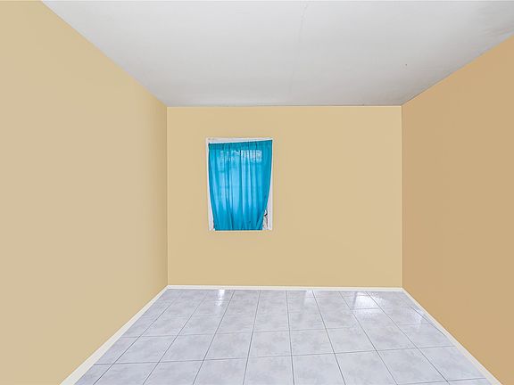 2nd image of 103 Lombardy Dr