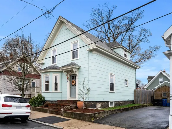 20 Myrtle St, Beverly, MA 01915