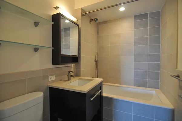 Rented by Nest Seekers International | media 32