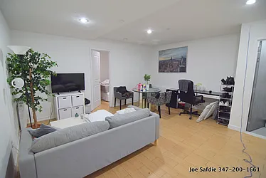 Rented by Safdie Realty Group