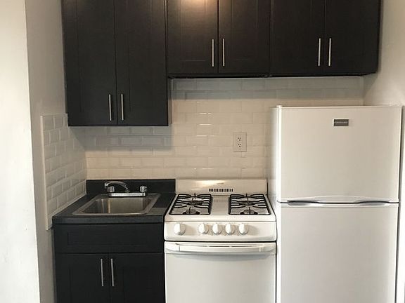 3rd image of 4550 48th St APT 2E