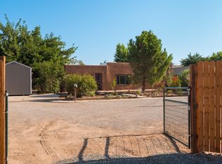 2203 Candelaria Rd NW, Albuquerque, NM 87107