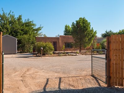 2203 Candelaria Rd NW, Albuquerque, NM, 87107