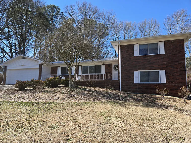 3339 Sanford Dr #B — Photo 13