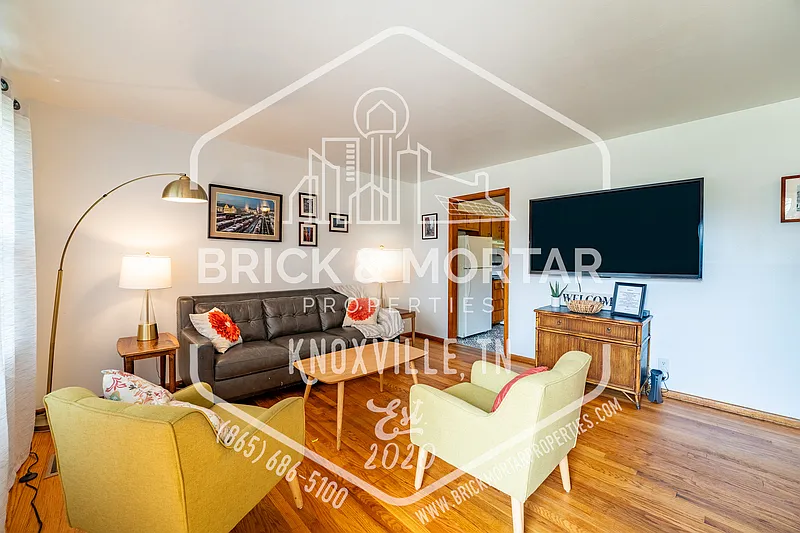 2 bed, 1.0 bath, 1620 sqft, $2,015 — Photo 4