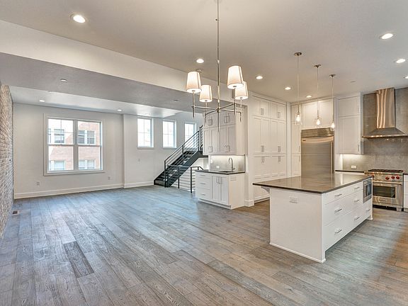 KitchenDining Area