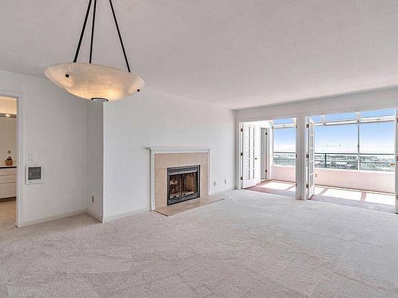 5th image of 1201 Brickyard Way #314