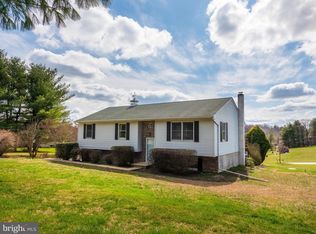 10 Glenlee Ln, Coatesville, PA 19320