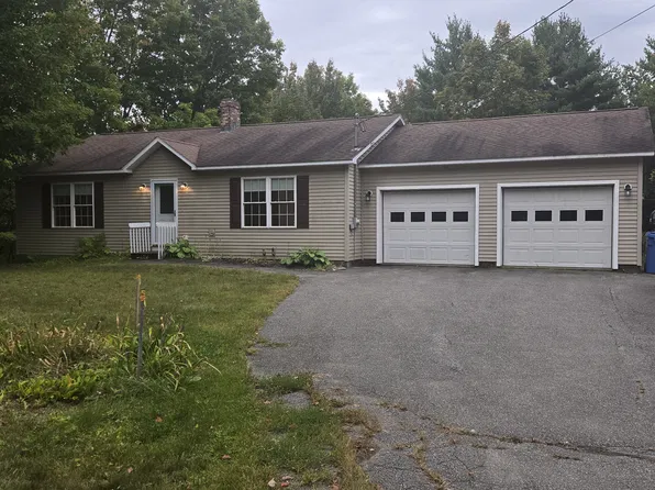 827 North Rd, Newburgh, ME 04444
