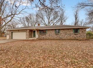 2304 Westwind Dr, Ozark, MO 65721