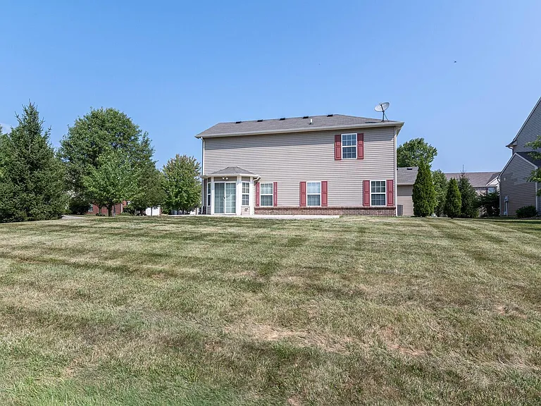 11081 Sanders Dr — Photo 26