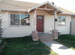 1043 McDonald Ave, Wilmington, CA 90744