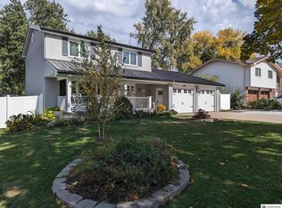 6308 Tanglewood Ln, Lincoln, NE 68516