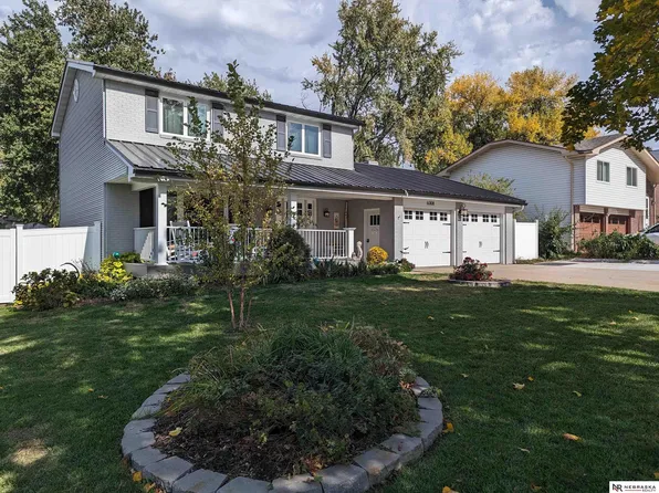 6308 Tanglewood Ln, Lincoln, NE 68516