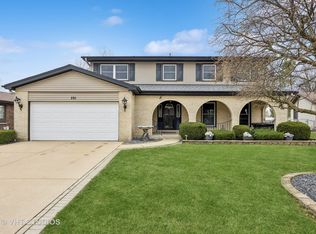 591 Lorelei Dr, Schaumburg, IL 60193
