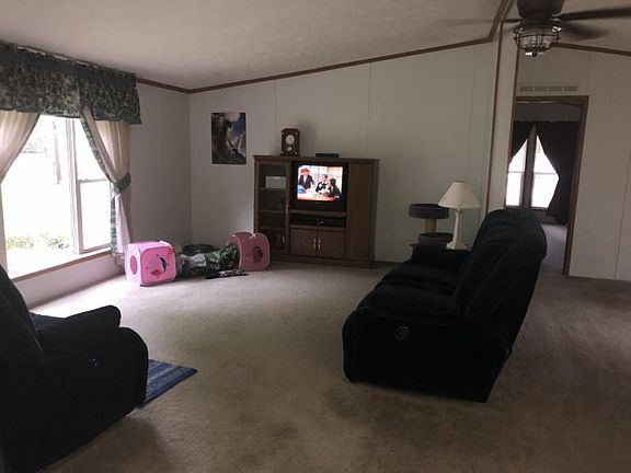 3rd image of 626 Garner Dr