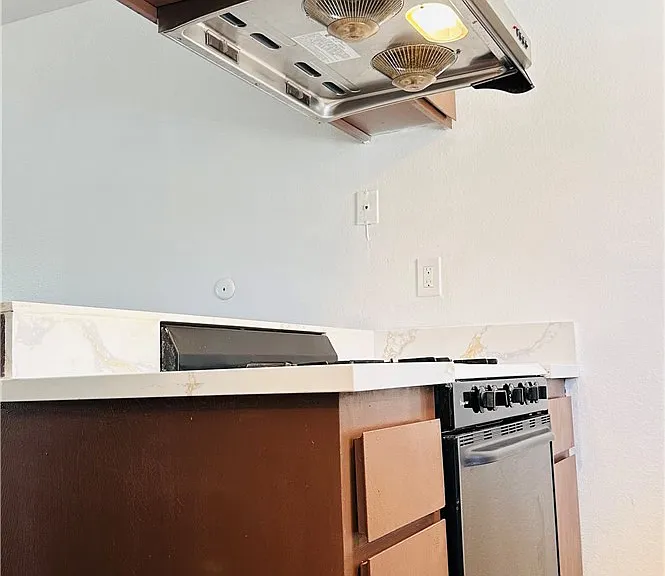 809 S 4th St #5 — Photo 11