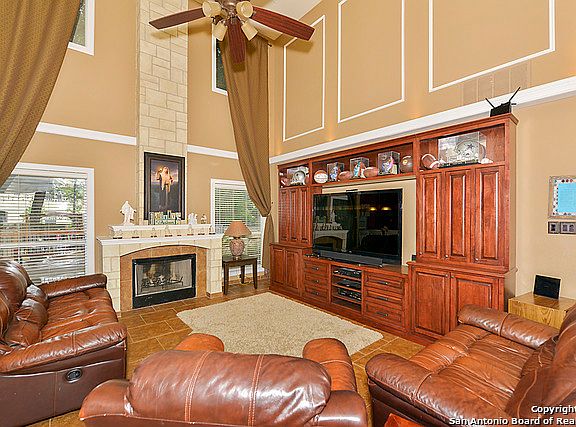 4th image of 205 Cordero Dr