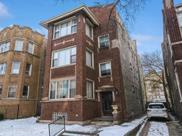 7030 S Chappel Ave, Chicago, IL 60649