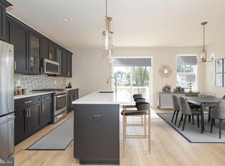 18 Warren Dr #9, Chalfont, PA 18914