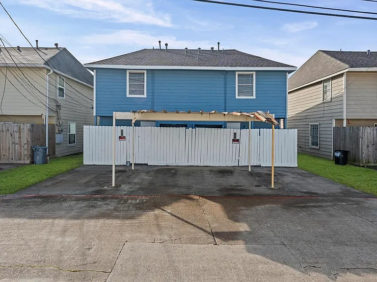 12208 Ormandy St — Photo 28