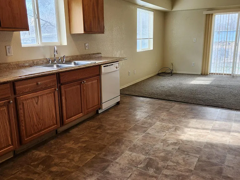 578 Jackson St #1 — Photo 1