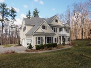 29 Hickory Ln, Ridgefield, CT 06877